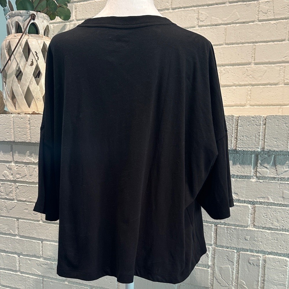 SO Oversized Black Short-Sleeve Tee - Picture 5 of 6